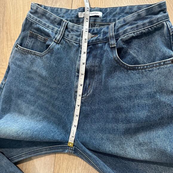 Wynn Hamlyn Curved Dart Leg Jeans 4 - Picture 12 of 13